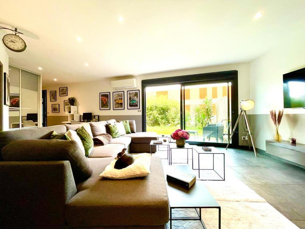 Le Loft Cosy Chic - Contemporain, Clim, Wifi, 6 Pers * Istres