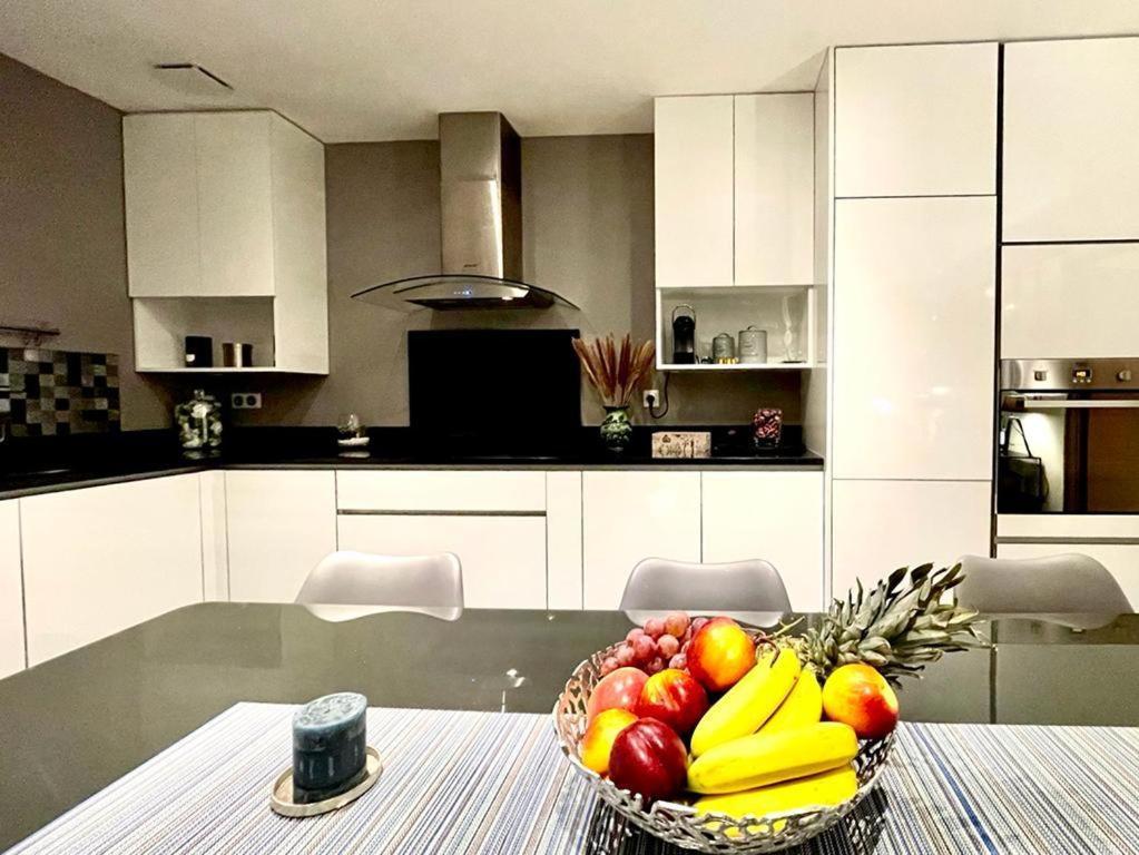 Le Loft Cosy Chic - Contemporain, Clim, Wifi, 6 Pers Istres