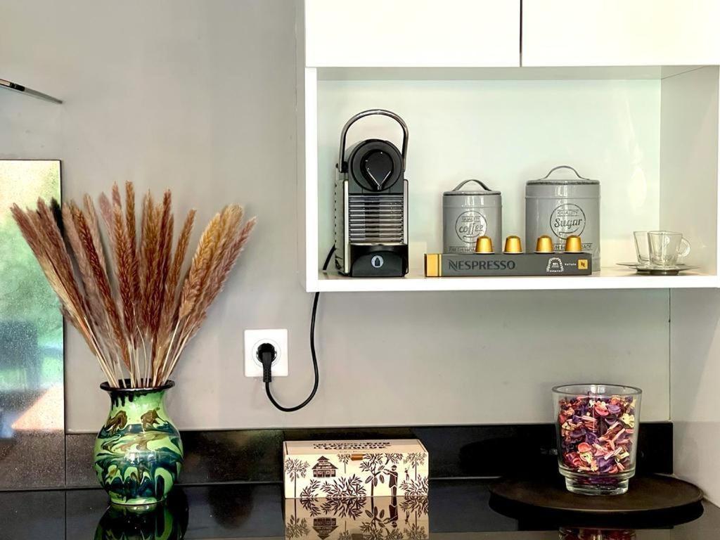 Le Loft Cosy Chic - Contemporain, Clim, Wifi, 6 Pers Appartement Istres