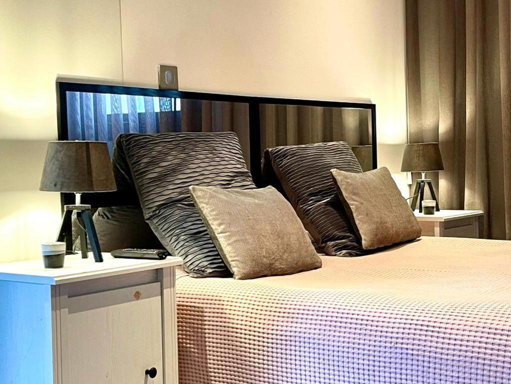 Le Loft Cosy Chic - Contemporain, Clim, Wifi, 6 Pers Istres